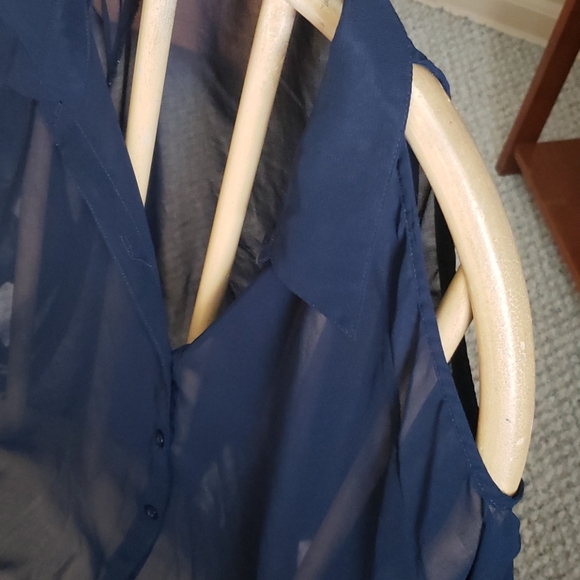 LOVE CULTURE sheer top - Picture 2 of 5